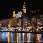 Апартаменти Lumineux Vue Et Jardin Exceptionnel 3 Etoiles *