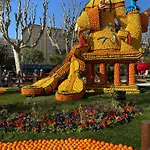 Апартаменти Lumineux Vue Et Jardin Exceptionnel 3 Etoiles Мантон