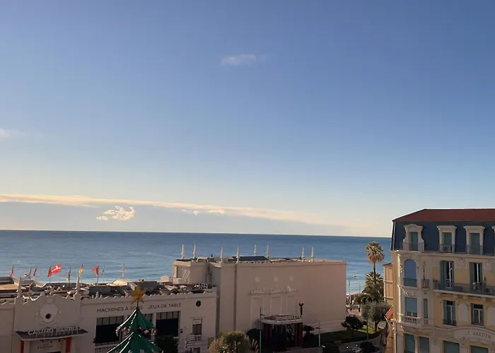 Apartament Lumineux Vue Et Jardin Exceptionnel 3 Etoiles *