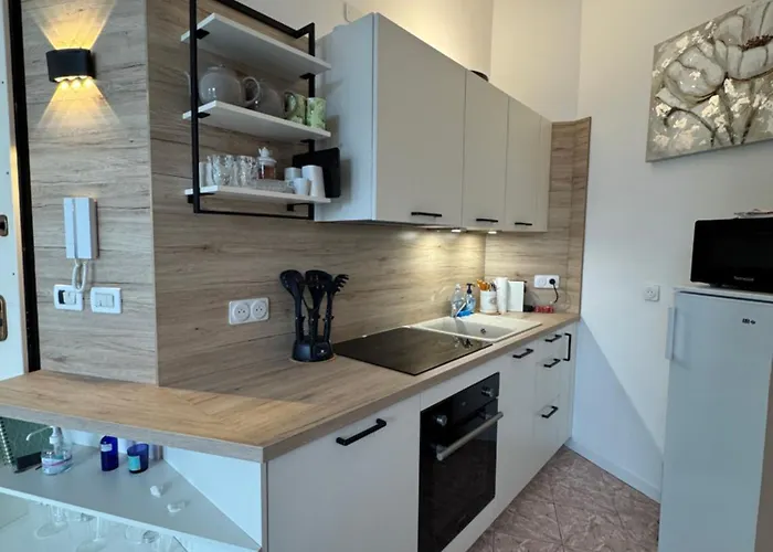 Lumineux Vue Et Jardin Exceptionnel 3 Etoiles Apartament Mentona