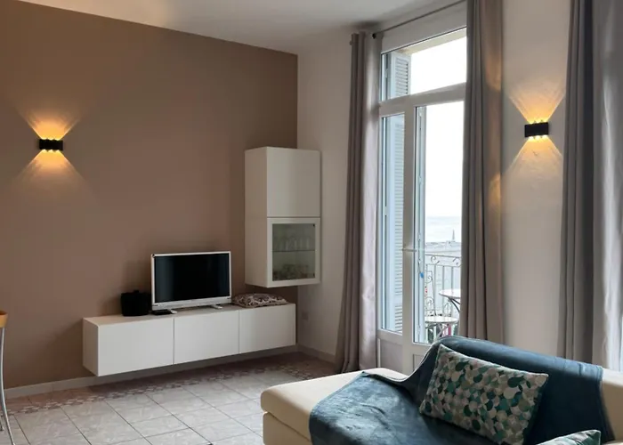 Apartament Lumineux Vue Et Jardin Exceptionnel 3 Etoiles Mentona