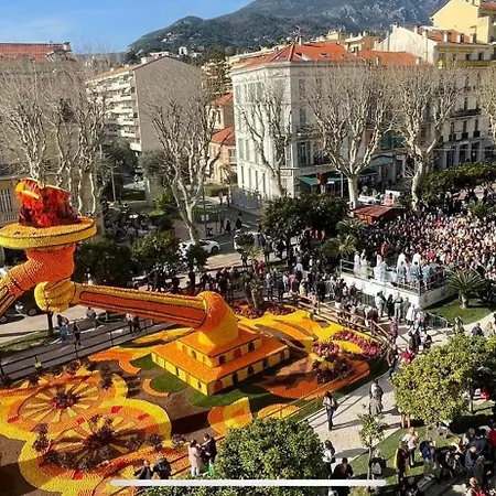 Et Lumineux Vue Et Jardin Exceptionnel Appartement Menton