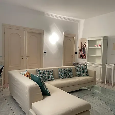 Apartment Superbe Classe Vue Et Jardin, Emplacement Exceptionnel, Climatise *