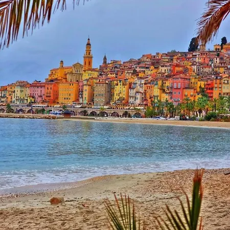 Apartment Superbe Classe Vue Et Jardin, Emplacement Exceptionnel, Climatise Menton