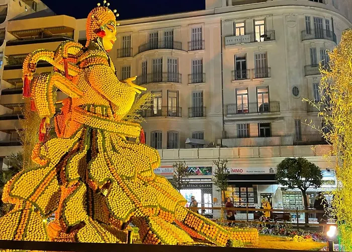 Lumineux Vue Et Jardin Exceptionnel 3 Etoiles Menton