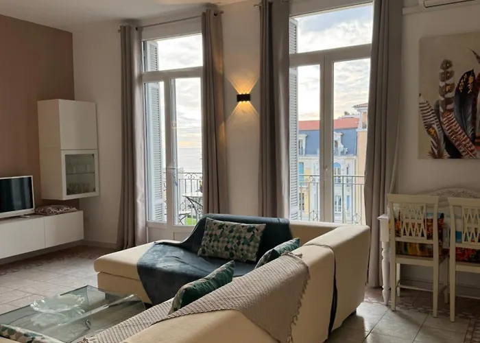 Appartamento Lumineux Vue Et Jardin Exceptionnel 3 étoiles *